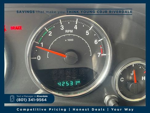 Used 2017 Jeep Wrangler Rubicon w/ Power Convenience Group image 16