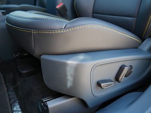 New 2025 Ford Maverick Lobo image 12