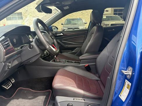 Used 2023 Volkswagen Jetta GLI Autobahn FWD image 9