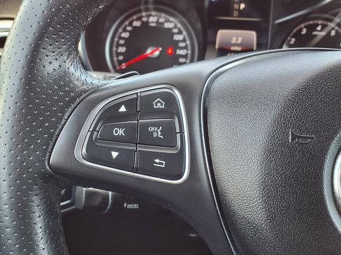 Used 2018 Mercedes-Benz GLC 300 image 21