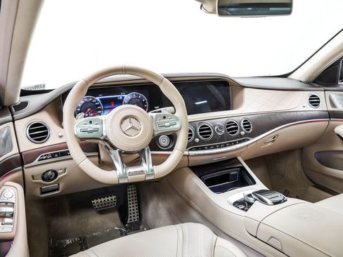 Used 2019 Mercedes-Benz S 63 AMG S 4MATIC Sedan image 5