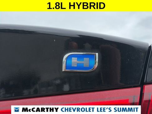 Used 2018 Chevrolet Malibu Hybrid w/ Driver Confidence Package FWD image 16