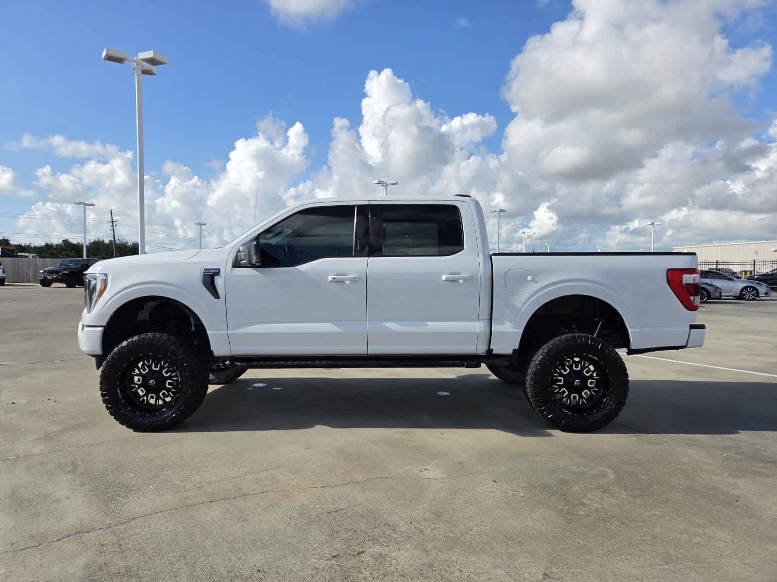 Used 2021 Ford F150 Lariat w/ Equipment Group 502A High AWD/4WD image 2