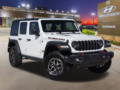 Used 2024 Jeep Wrangler Unlimited Rubicon image 3