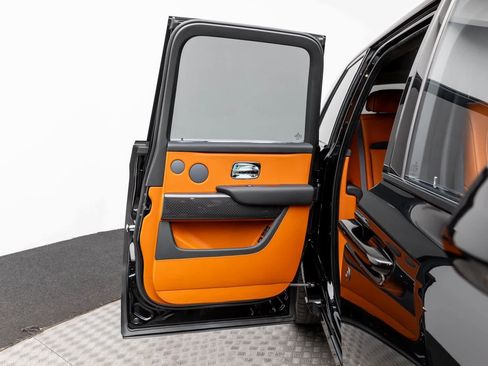 New 2026 Rolls-Royce Cullinan Black Badge image 54