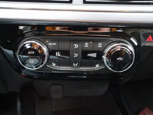 New 2026 Chevrolet Trax ACTIV image 12