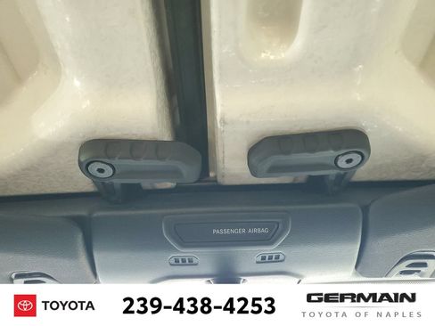 Used 2020 Jeep Wrangler Sport AWD/4WD image 35