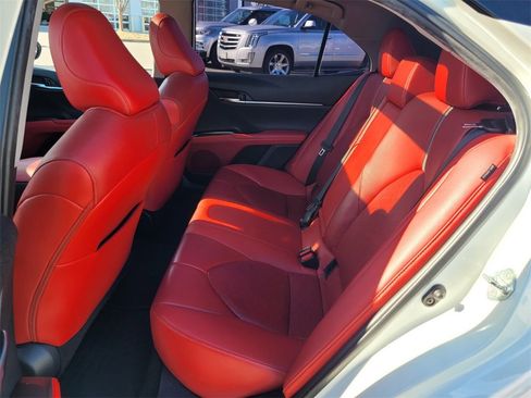 Used 2021 Toyota Camry XSE image 6