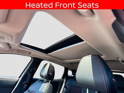 Used 2025 Nissan Kicks SR w/ SR Premium Package FWD image 20