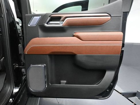 Used 2024 GMC Sierra 1500 Denali Ultimate AWD/4WD image 52