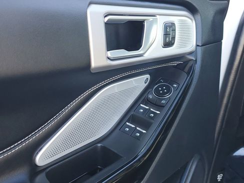 Used 2023 Ford Explorer ST w/ Equipment Group 401A image 7