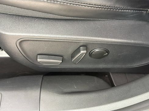 Used 2025 Ford Escape ST-Line image 22