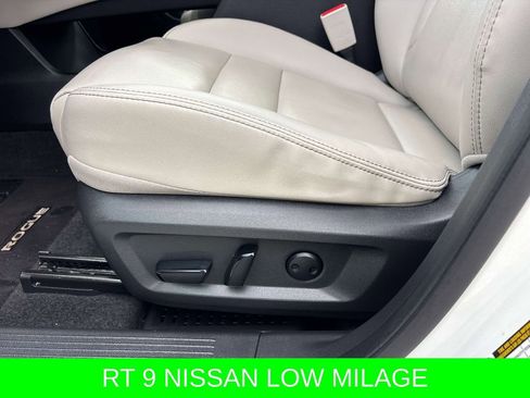 Certified 2023 Nissan Rogue SL image 34