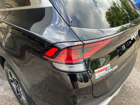 Certified 2023 Kia Sportage LX FWD image 31