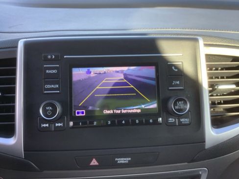 Used 2018 Honda Ridgeline RTL image 17