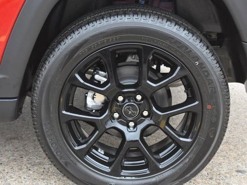 New 2026 Jeep Compass Latitude image 10