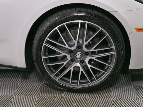 New 2026 Porsche Panamera image 36
