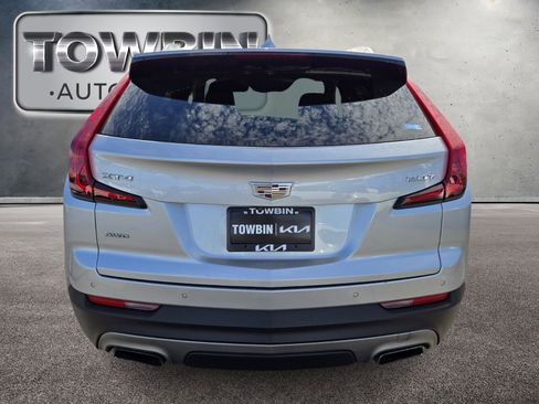 Used 2019 Cadillac XT4 Premium Luxury w/ Cold Weather Package image 6