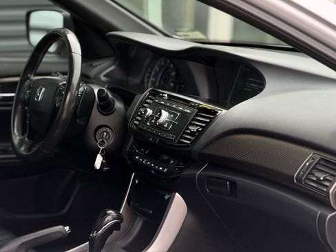 Used 2017 Honda Accord Sport Special Edition image 15