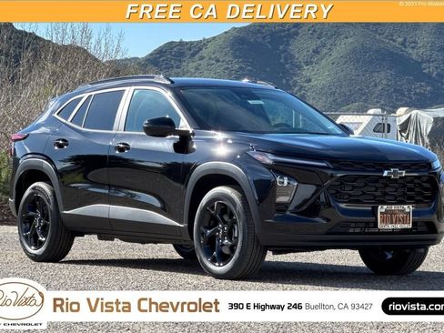 New 2026 Chevrolet Trax LT w/ Midnight Edition image 1