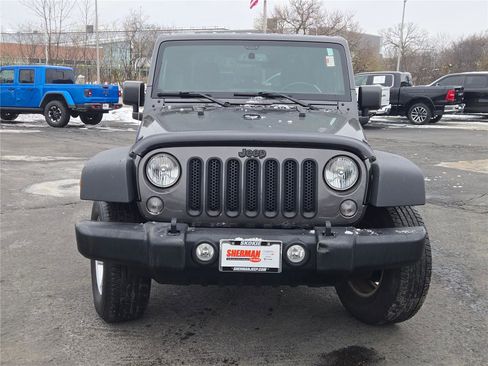 Certified 2018 Jeep Wrangler Sport image 4
