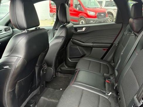 Used 2024 Ford Escape ST-Line AWD/4WD image 9