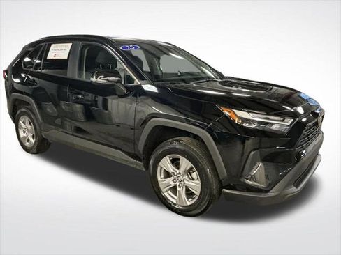 Certified 2025 Toyota RAV4 XLE AWD/4WD image 7