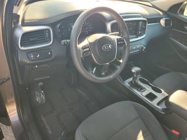 Used 2019 Kia Sorento FWD image 9