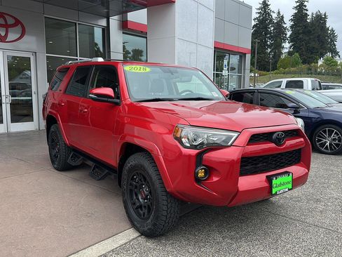 Used 2018 Toyota 4Runner SR5 Premium AWD/4WD image 6