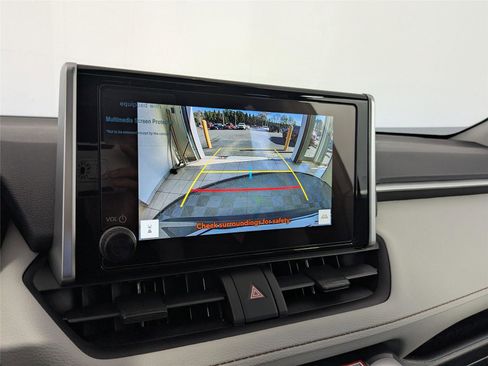 New 2025 Toyota RAV4 XLE image 17