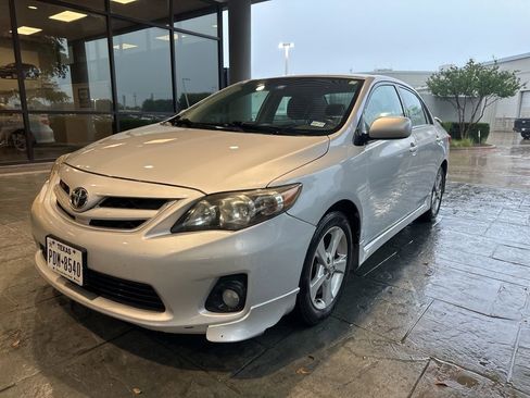 Used 2013 Toyota Corolla S FWD image 1