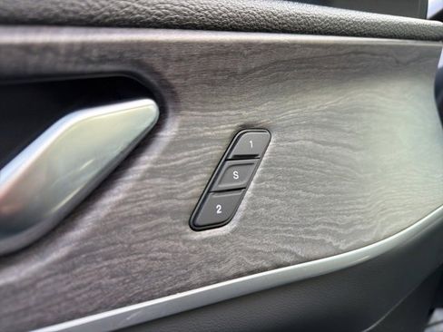 Used 2022 Jeep Grand Cherokee L Limited image 21