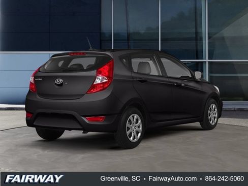 Used 2014 Hyundai Accent SE FWD image 2