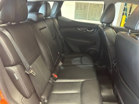 Used 2021 Nissan Rogue Sport SL w/ Premium Package image 25