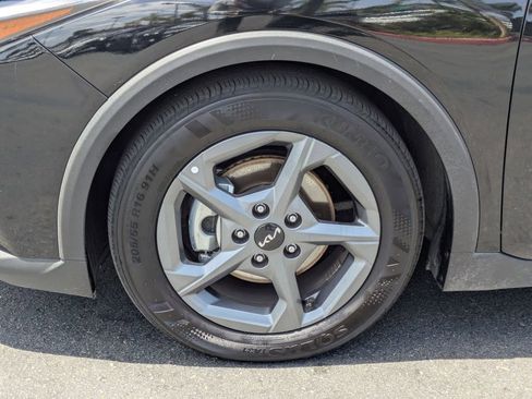 Used 2025 Kia K4 FWD image 13