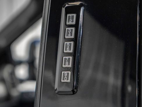 Used 2021 Ford F250 Lariat image 40