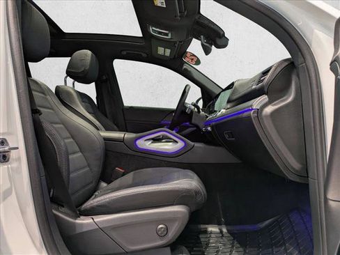 Certified 2025 Mercedes-Benz GLE 580 4MATIC image 22