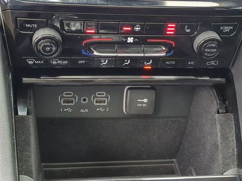 Used 2021 Jeep Grand Cherokee L Limited image 29