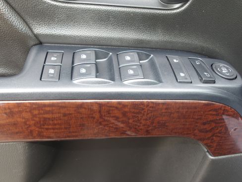 Used 2018 GMC Sierra 1500 SLE image 13