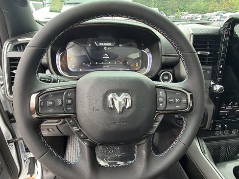 New 2026 RAM 1500 Laramie AWD/4WD image 23