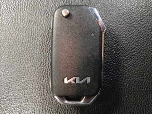 Used 2023 Kia Forte LXS image 32