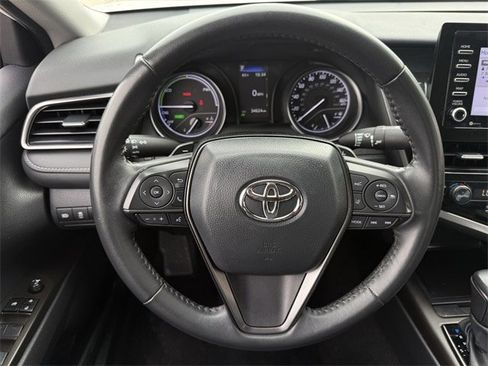 Used 2022 Toyota Corolla LE image 12