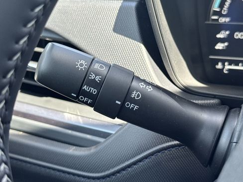 New 2025 Subaru Forester Limited image 17