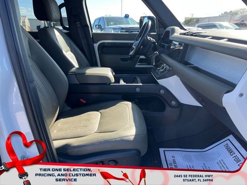 Used 2020 Land Rover Defender 110 HSE image 19