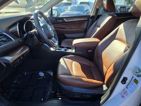 Used 2018 Subaru Outback 2.5i Touring image 15