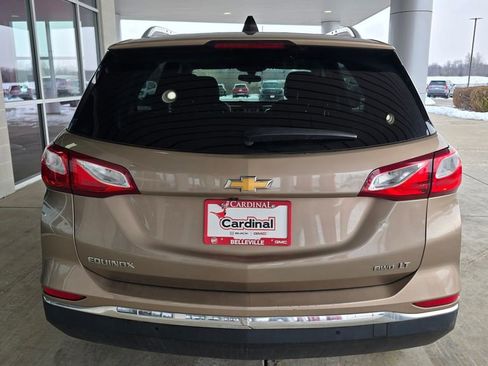 Used 2018 Chevrolet Equinox LT w/ Sun & Infotainment Package image 11