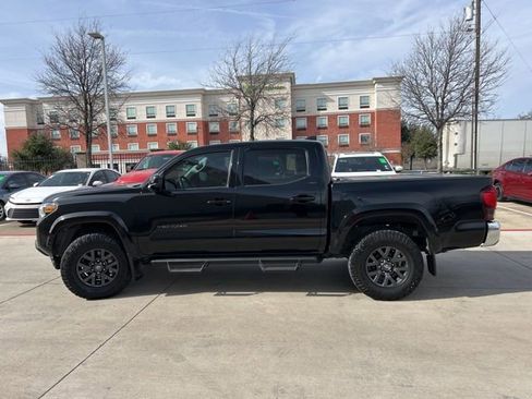 Used 2023 Toyota Tacoma SR5 image 7