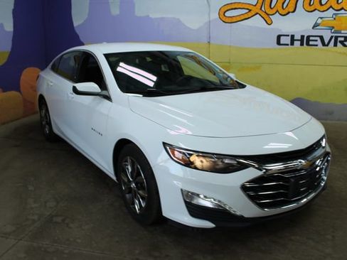 Used 2023 Chevrolet Malibu LT FWD image 4
