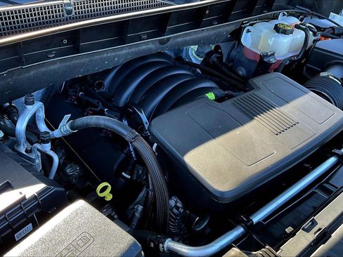 Used 2023 GMC Sierra 1500 SLT w/ SLT Premium Package image 35