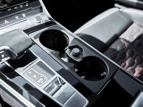 Used 2024 Audi RS 7 Performance AWD/4WD image 67